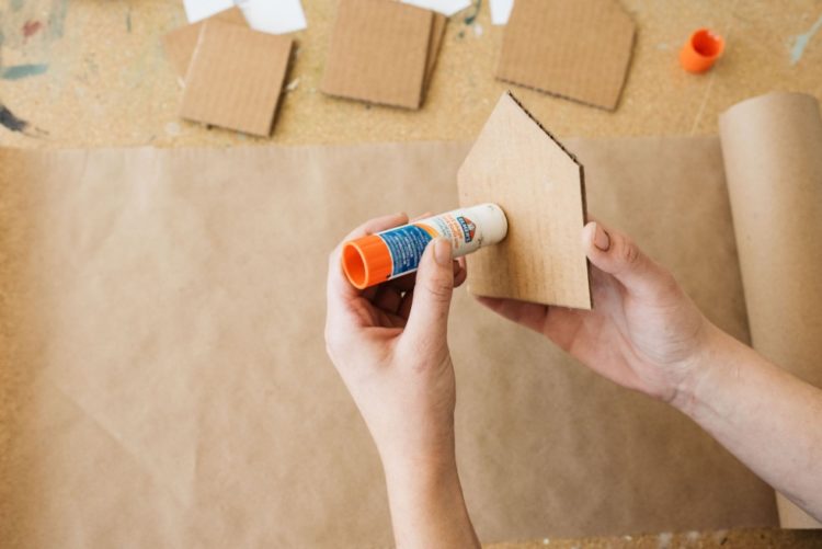 Cara Membuat Bingkai Foto Dari Kardus Bekas