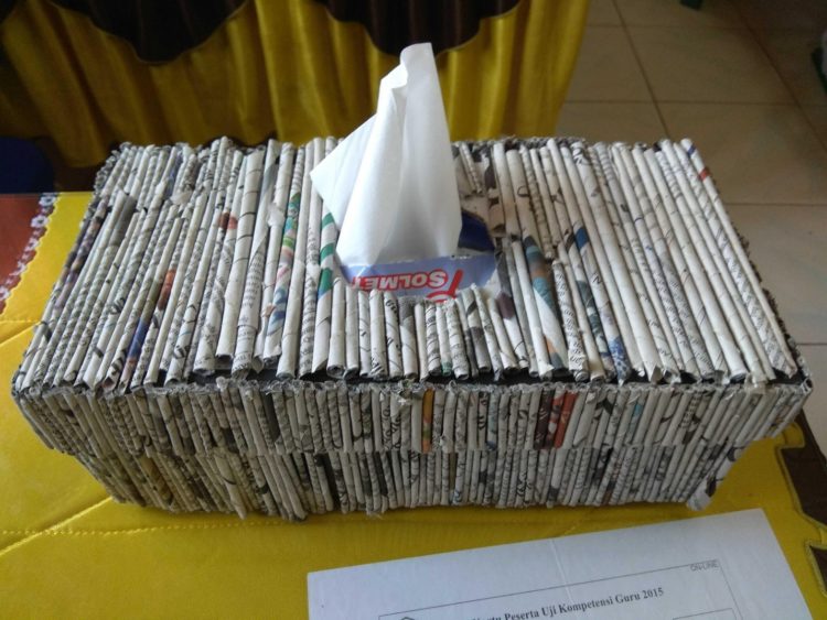 Kreasi Kerajinan Tangan dari Koran