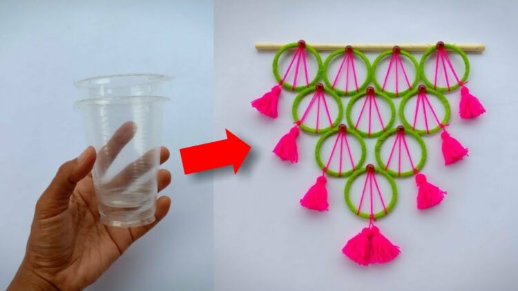 Hiasan Dinding Gantung