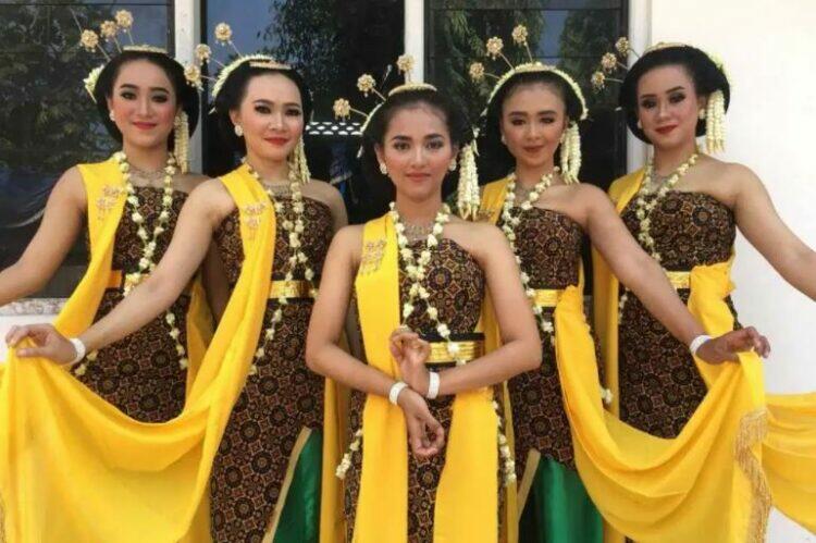 Jumlah Penari Tari Gambyong